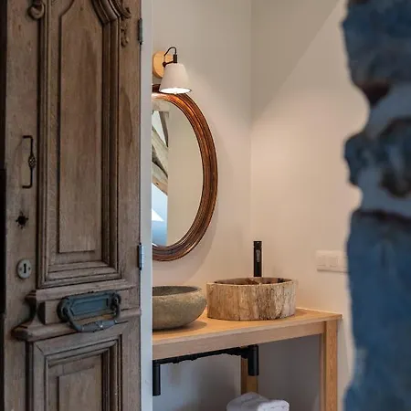 Maisons De Le Vieux Marronnier Dinant