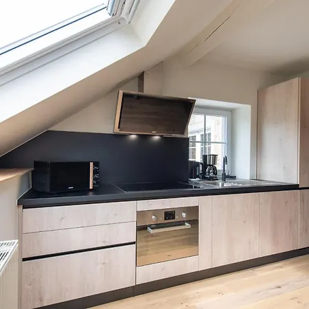 Spacious With Sunny Terrace *